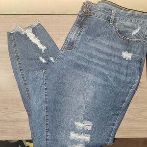 Trendy Distressed Denim Boyfriend Jeans